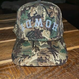 Camouflage women’s snap back cap